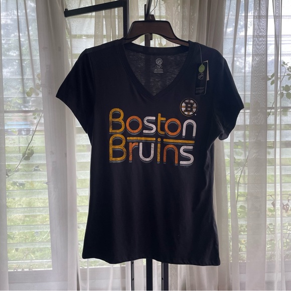 NWT NHL Boston Bruins Short Sleeve T-Shirt Team Apparel Navy Black Womens Size M - Picture 1 of 3